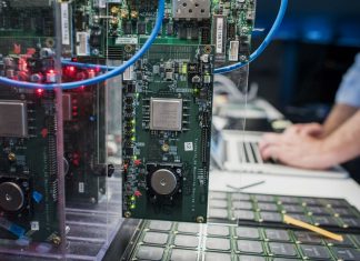 IBM construit les premiers ordinateurs quantiques universels pour les entreprises et la science IBM construit les premiers ordinateurs quantiques universels pour les entreprises et la science