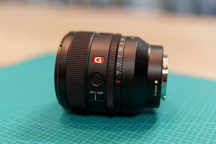 Sony présente son nouvel objectif FE 50mm F1.4 GM qui est le tout dernier né de sa gamme d'objectifs plein format