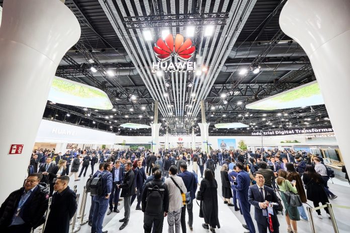 Huawei réinvente l'expérience du MWC 2023 avec son oasis technologique