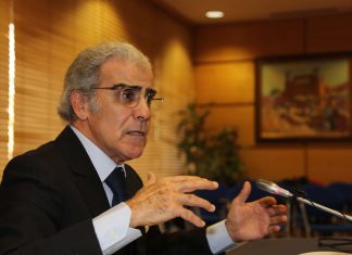 Jouahri : Un changement culturel nécessaire pour stimuler les fintechs Jouahri : Un changement culturel nécessaire pour stimuler les fintechs