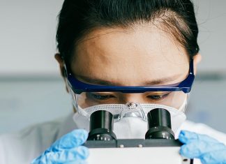 Moderna et IBM s’associent pour explorer l’informatique quantique et l’IA générative dans la recherche sur l’ARNm Moderna et IBM s'associent pour explorer l'informatique quantique et l'IA générative dans la recherche sur l'ARNm