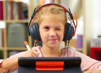 Zone Learn : le casque filaire de Logitech pour une concentration optimale pendant l’apprentissage Zone Learn : le casque filaire de Logitech pour une concentration optimale pendant l'apprentissage