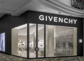 Aksal Luxury domine le marché du luxe au Maroc et en Afrique avec plus de 23 marques de renom Aksal Luxury domine le marché du luxe au Maroc et en Afrique avec plus de 23 marques de renom