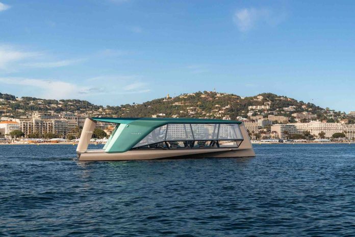 BMW et TYDE présentent THE ICON : la première embarcation durable au Port de Cannes