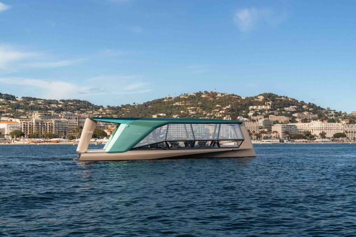 BMW et TYDE présentent THE ICON : la première embarcation durable au Port de Cannes