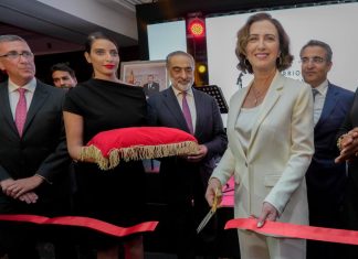 Fatim-Zahra Ammor célèbre l’inauguration du Marriott Hôtel de Casablanca avec élégance Fatim-Zahra Ammor célèbre l'inauguration du Marriott Hôtel de Casablanca avec élégance