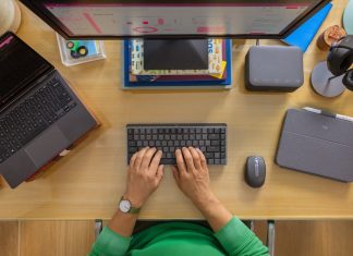Logitech révolutionne la productivité avec le lancement du clavier MX Combo et d’un logiciel innovant Logitech révolutionne la productivité avec le lancement du clavier MX Combo et d'un logiciel innovant