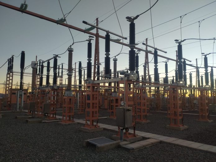 Midelt : la centrale solaire démarre avec un poste électrique stratégique de 225 kV