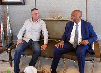 Le président de la CAF, Patrice Motsepe, en visite privée au Maroc Le président de la CAF, Patrice Motsepe, en visite privée au Maroc