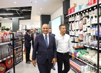 Nouvelle Vision Commerciale pour le Maroc : Mise en Avant du ‘Made in Morocco’ Nouvelle Vision Commerciale pour le Maroc : Mise en Avant du 'Made in Morocco'