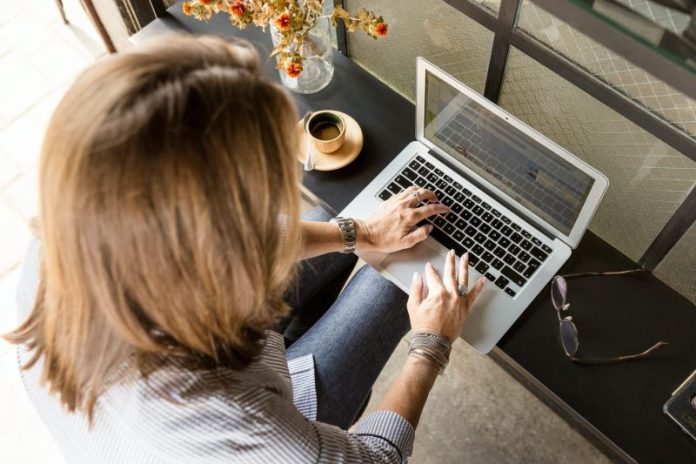 Création d'Entreprise en Ligne au Maroc : Mode d'Emploi
