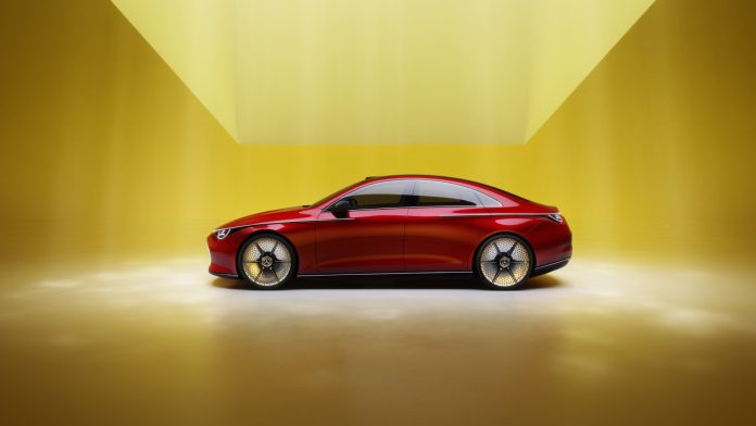 Mercedes-Benz Concept CLA: L’avenir électrique désirable