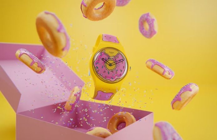 Chaud devant ! Swatch rend hommage à The Simpsons avec une montre gourmande