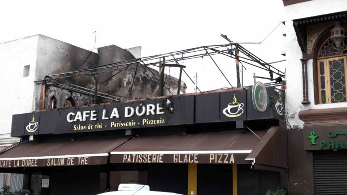 Incendie à Rabat : Café Célèbre de Bab El Had Part en Fumée, Aucune Victime