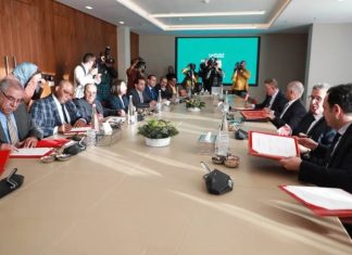 Le gouvernement augmente les enseignants de 1500 DH Le gouvernement augmente les enseignants de 1500 DH