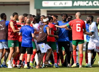 CAN 2023 : Regragui évoque à nouveau le litige avec le capitaine de la RD Congo CAN 2023 : Regragui évoque à nouveau le litige avec le capitaine de la RD Congo