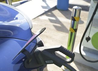 Bamotors Maroc et FastVolt s’associent pour promouvoir la mobilité électrique Bamotors Maroc et FastVolt s'associent pour promouvoir la mobilité électrique