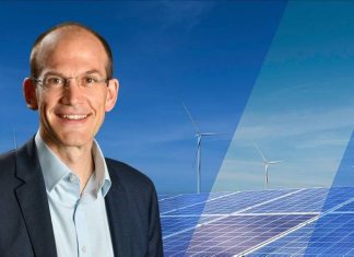 James Humfrey devient PDG du projet de liaison électrique Maroc – Royaume-Uni, Xlinks James Humfrey devient PDG du projet de liaison électrique Maroc - Royaume-Uni, Xlinks