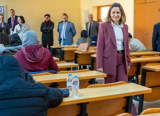 Ouverture de 400 postes budgétaires pour les personnes en situation de handicap dans la fonction publique pour l’année 2023-2024 Ouverture de 400 postes budgétaires pour les personnes en situation de handicap dans la fonction publique pour l'année 2023-2024