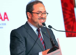 PDG de la RAM : « Notre objectif est d’incarner pleinement l’identité et les aspirations africaines » PDG de la RAM : "Notre objectif est d'incarner pleinement l'identité et les aspirations africaines"