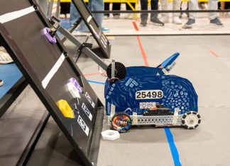 L’équipe AFMOS de Beni Mellal Championne du Maroc de la FIRST® Tech Challenge  et représente le Maroc aux États-Unis L'équipe AFMOS de Beni Mellal Championne du Maroc de la FIRST® Tech Challenge et représente le Maroc aux États-Unis