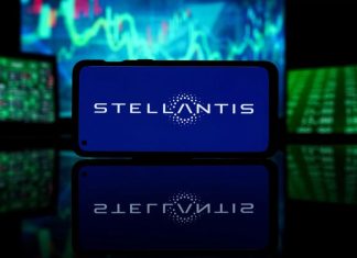 Stellantis et Zeta Energy : Révolution des Batteries Lithium-Soufre pour Véhicules Électriques Stellantis et Zeta Energy : Révolution des Batteries Lithium-Soufre pour Véhicules Électriques