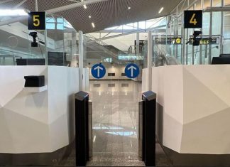 Aéroports 2030 : Des portillons automatiques pour un voyage plus fluide ! Aéroports 2030 : Des portillons automatiques pour un voyage plus fluide !