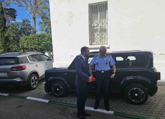 NEO Motors franchit un cap historique avec la livraison de ses véhicules aux FAR NEO Motors franchit un cap historique avec la livraison de ses véhicules aux FAR