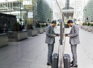 La Société Générale Marocaine de Banques s’appuie sur IBM et PowerM pour moderniser son infrastructure bancaire La Société Générale Marocaine de Banques s'appuie sur IBM et PowerM pour moderniser son infrastructure bancaire