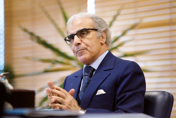 Bank Al-Maghrib : Abdellatif Jouahri sonne l’alerte sur les cyber-risques du e-paiement
